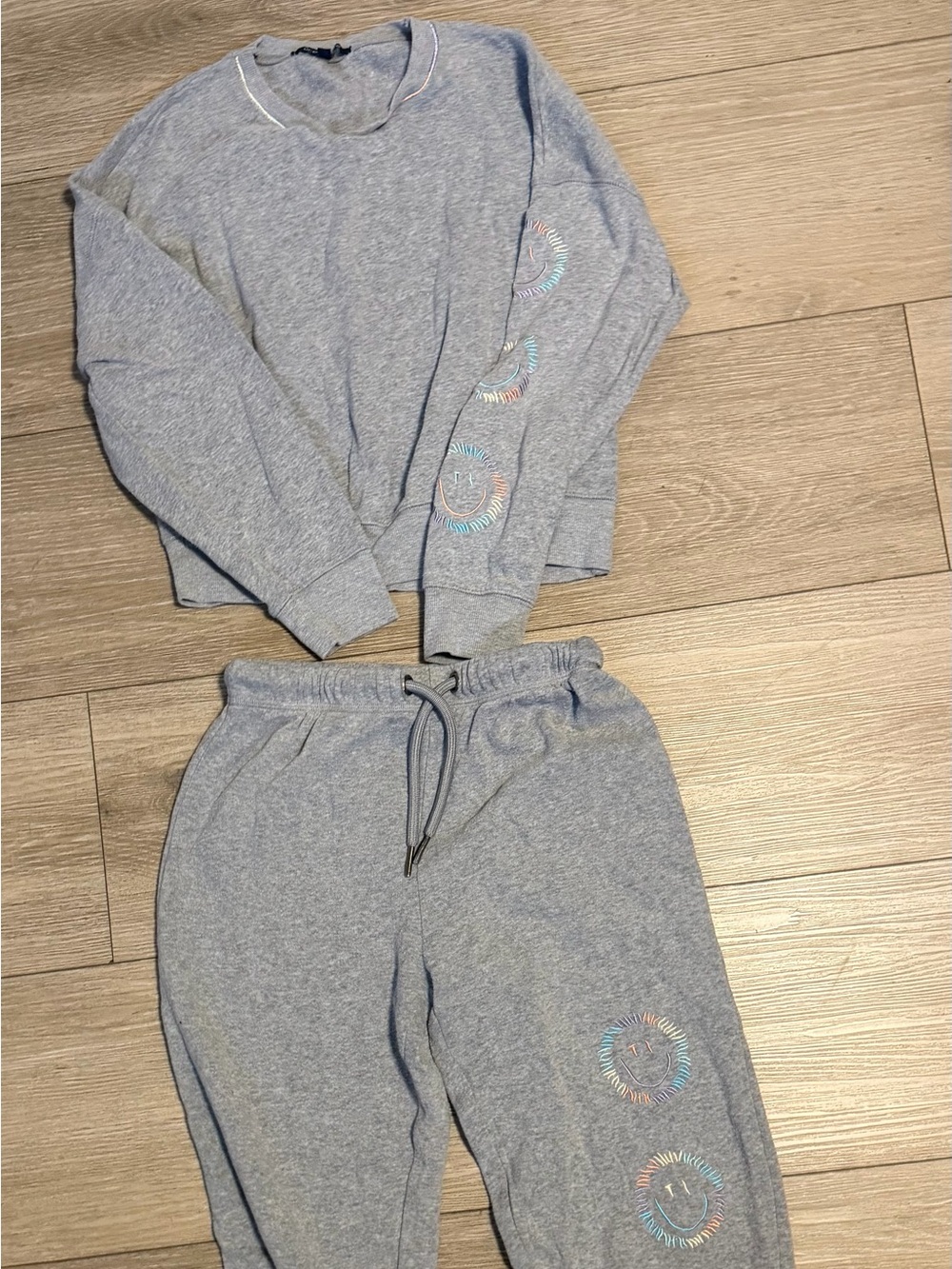 Ocean Drive women Light Heather Gray Sweat Set with Pastel Smiley Accents